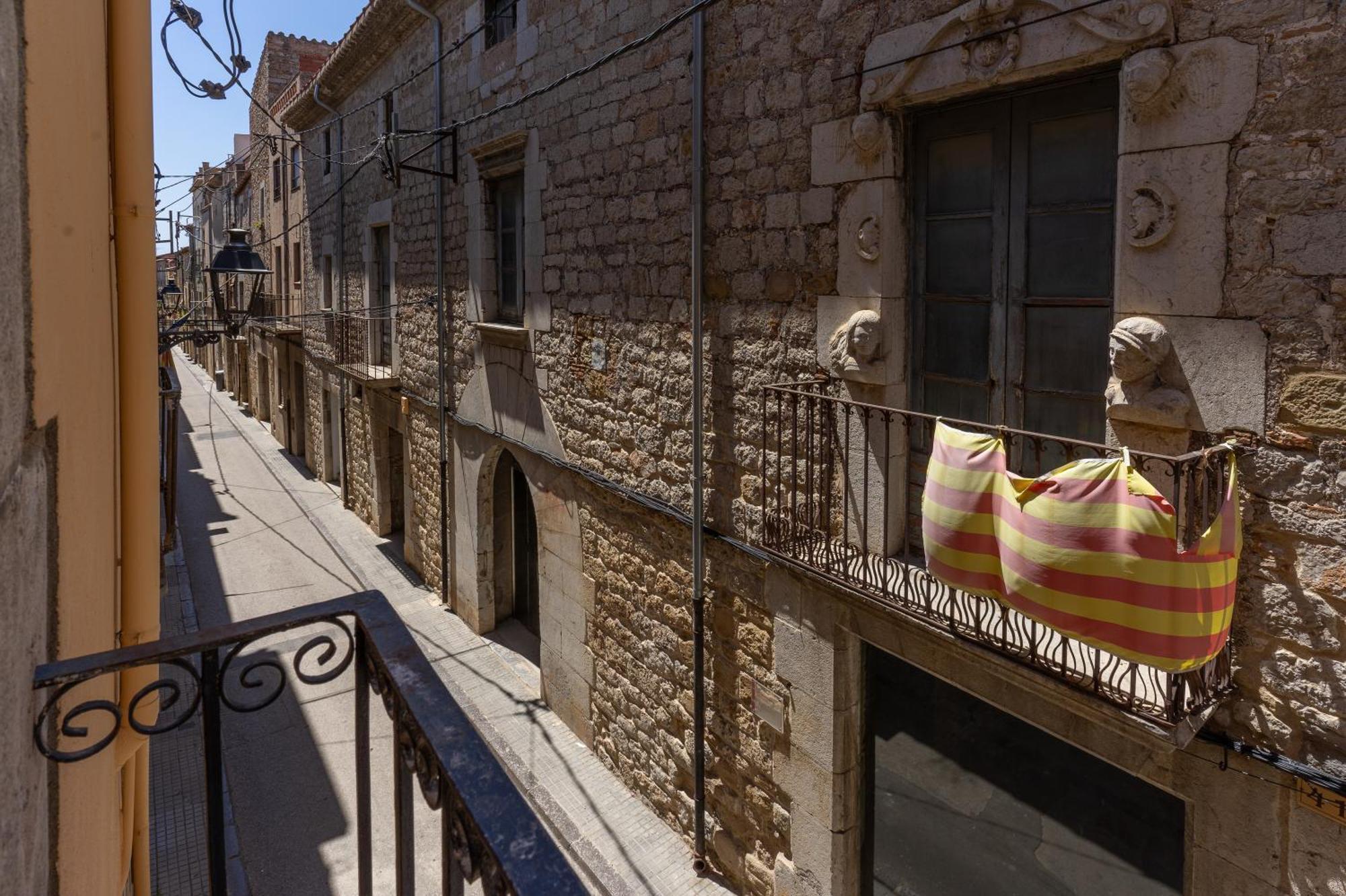 Empordanna, Apartamento Con Encanto En El Corazon Del Emporda Torroella de Montgrí Exterior photo